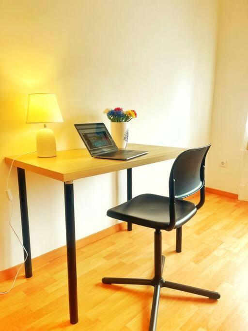 Central Spacious Flat Budapest Esterno foto