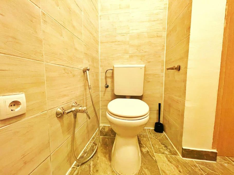 Central Spacious Flat Budapest Esterno foto
